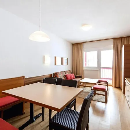 In With Shared Wellness Apartament *