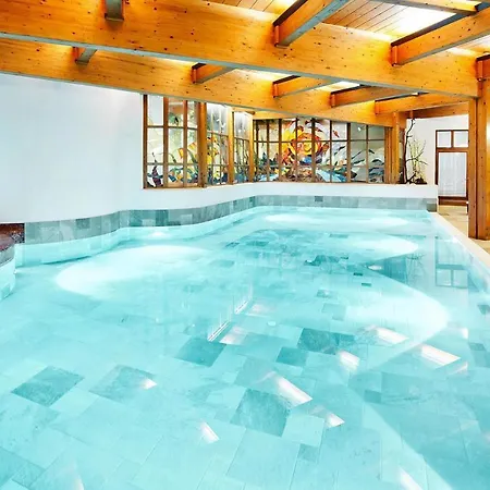 Apartament In With Shared Wellness *
