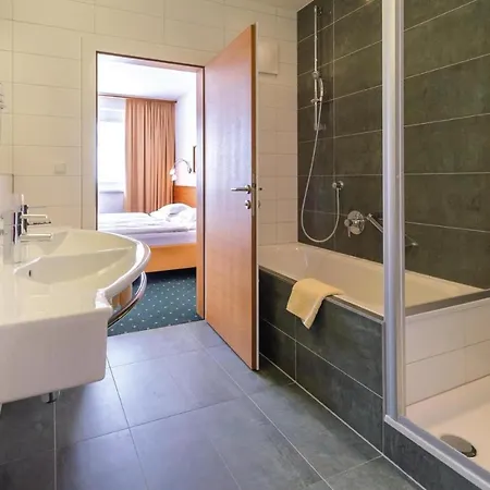 Apartament In With Shared Wellness *